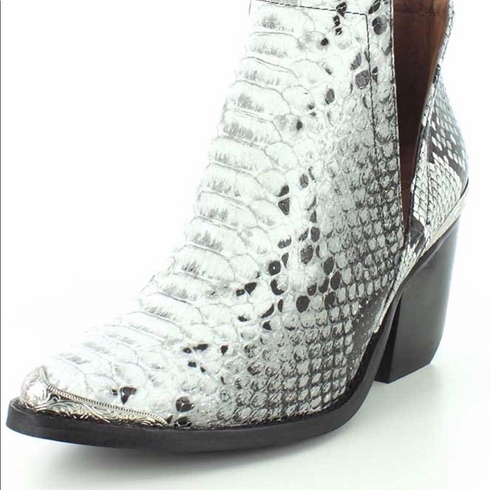 Jeffrey Campbell Women's Cromwell Suede Booties